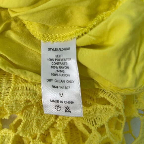 Yellow lace summer dress - Picture 8 of 9